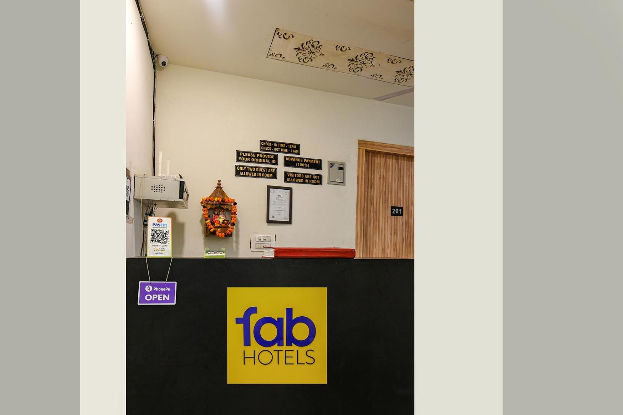 Fabexpress Divya Villa New Delhi Exterior photo