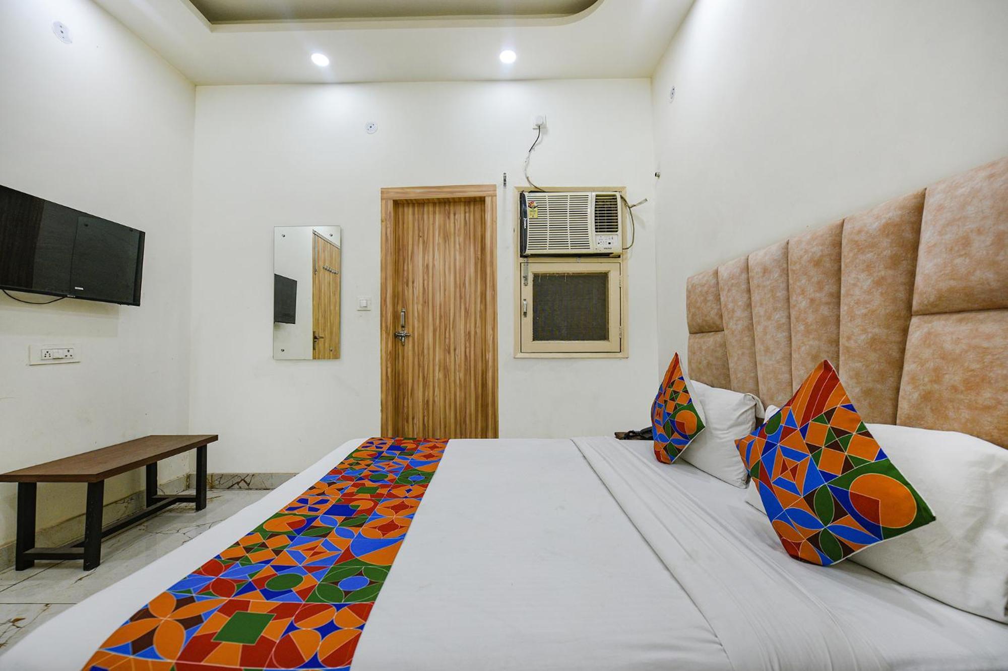 Fabexpress Divya Villa New Delhi Exterior photo